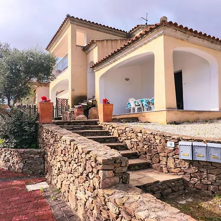 Seaside Near Budoni Appartement *