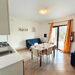 Seaside Near דירה בודוני